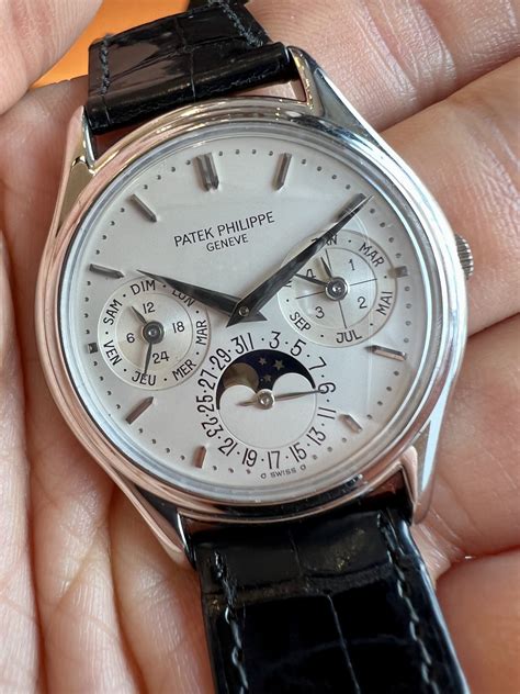 patek philippe perpetual calendar price uk|Patek Philippe perpetual calendar chronographs.